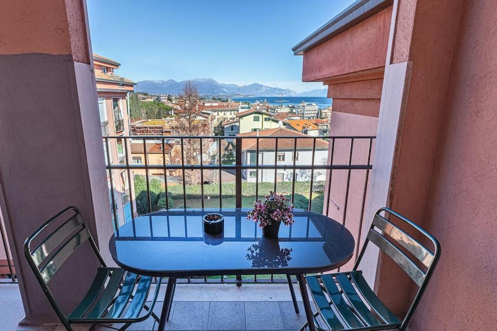 Garda Lake View Apartment Desenzano del Garda Exterior foto